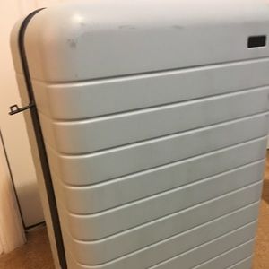 Away suitcase “The Carry-On”